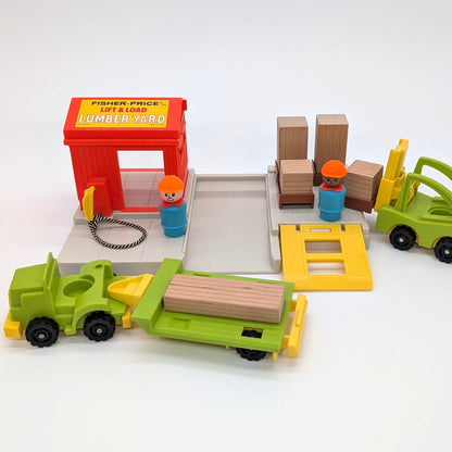Lift & Load Lumber Yard #944 Playset - Fisher Price Little People
