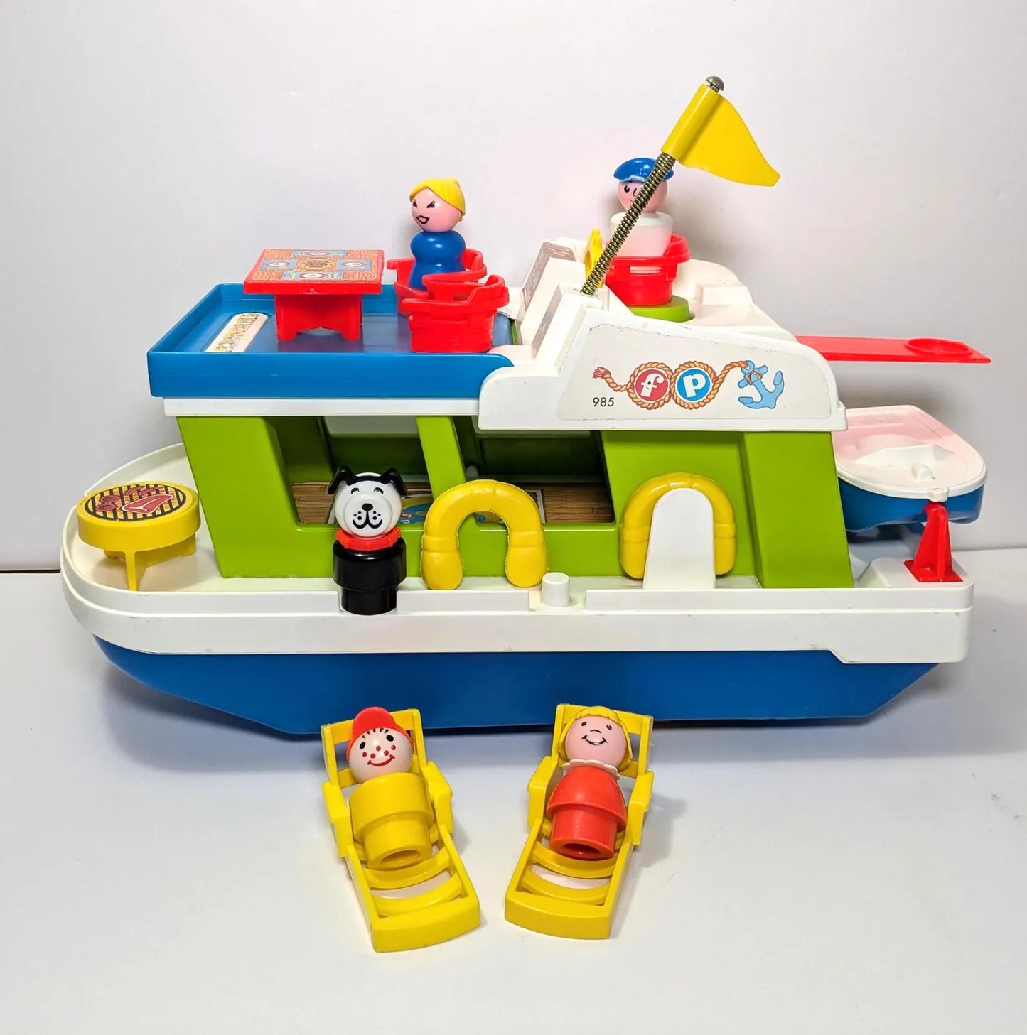 Houseboat 985 Playset - Fisher Price Little People