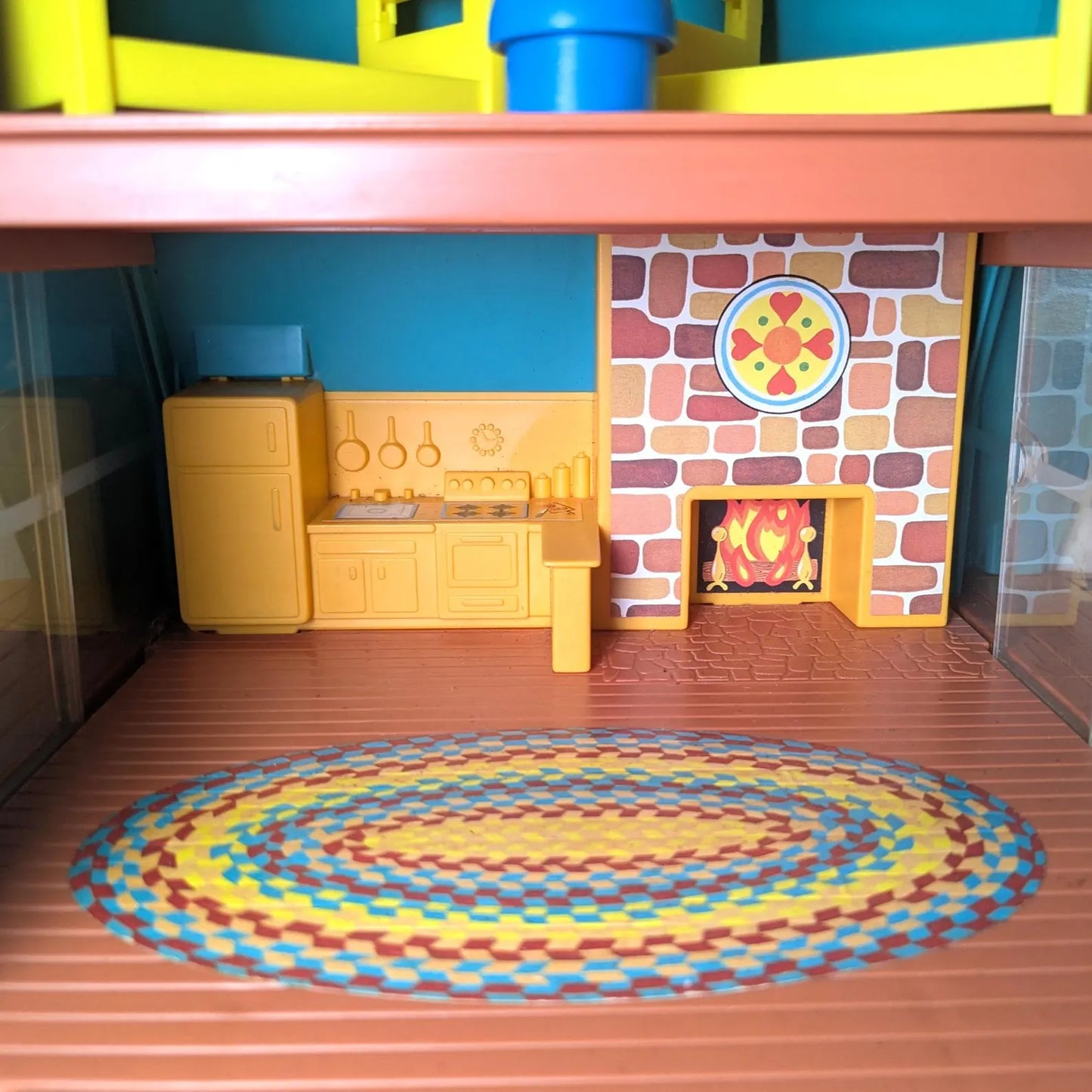 A Frame House 990 Playset - Fisher Price Little People