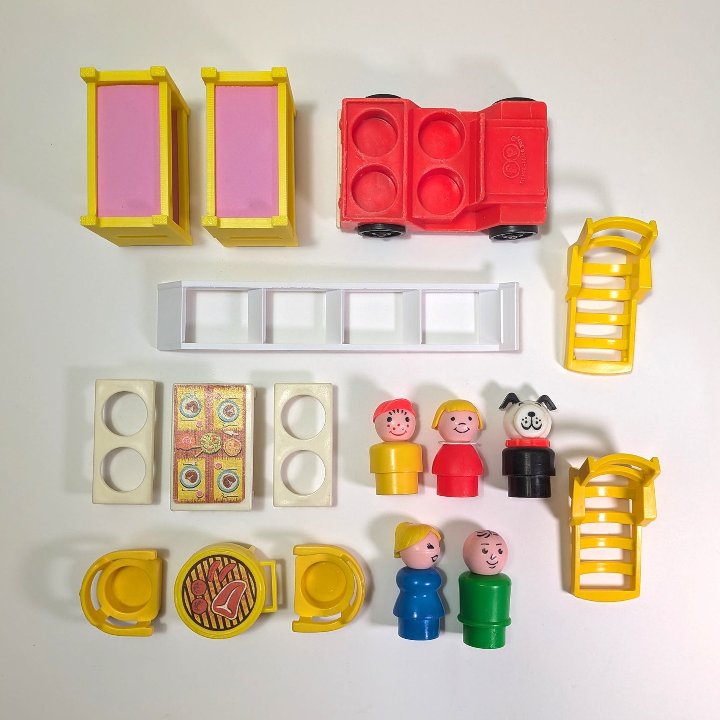 A Frame House 990 Playset - Fisher Price Little People