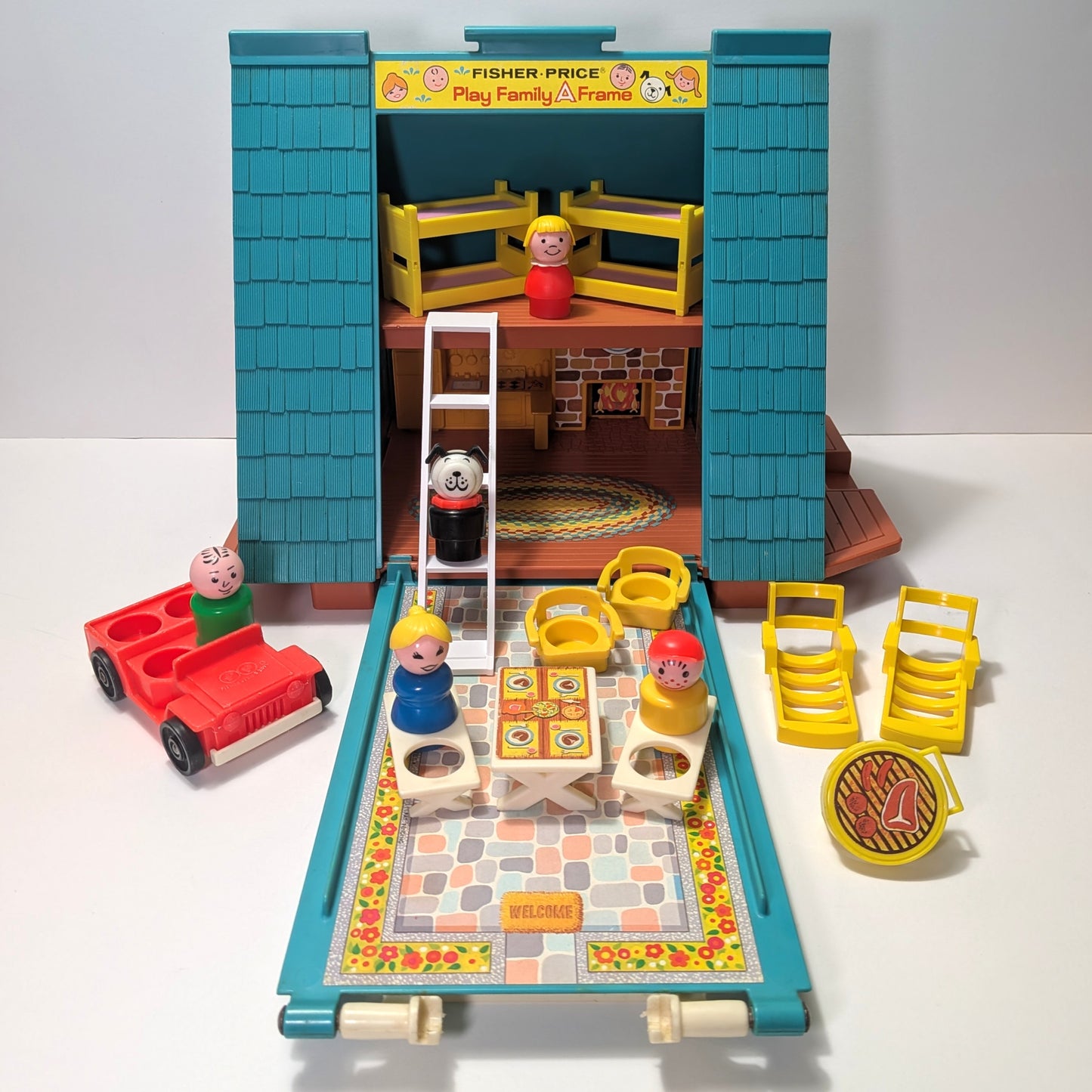 A Frame House 990 Playset - Fisher Price Little People