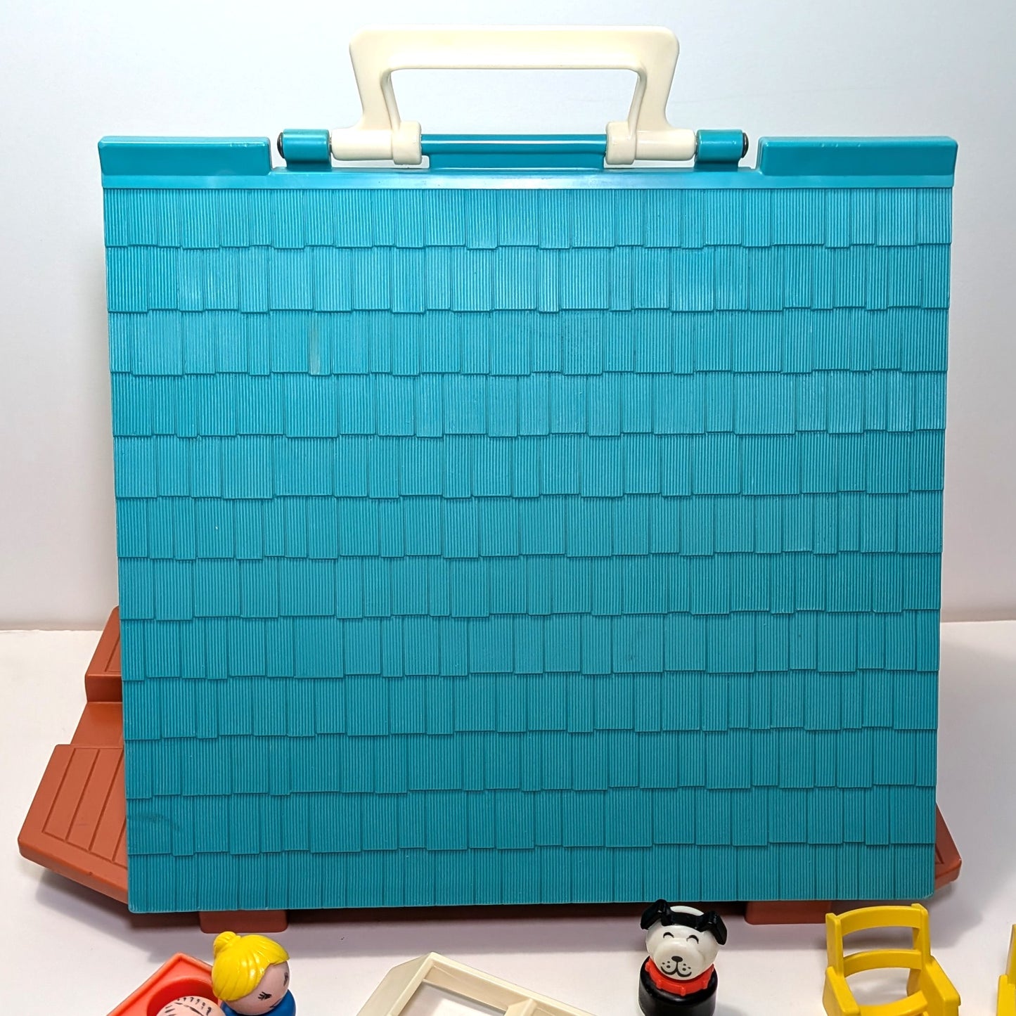 A Frame House 990 Playset - Fisher Price Little People