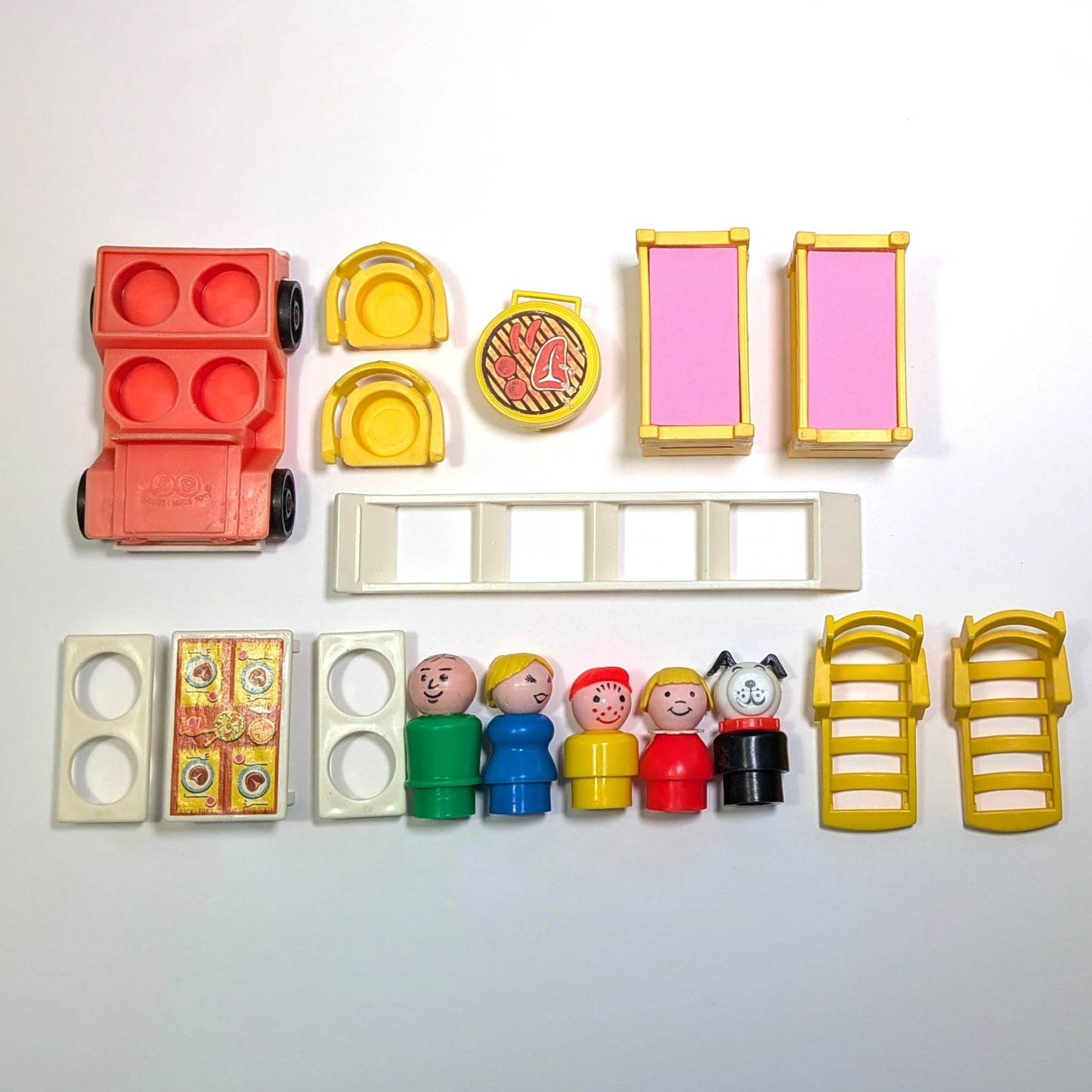 A Frame House 990 Playset - Fisher Price Little People