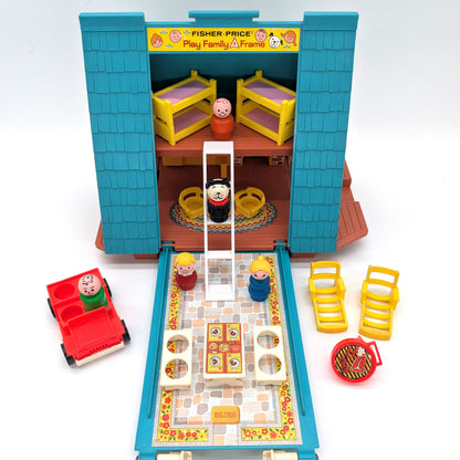 A Frame House 990 Playset - Fisher Price Little People