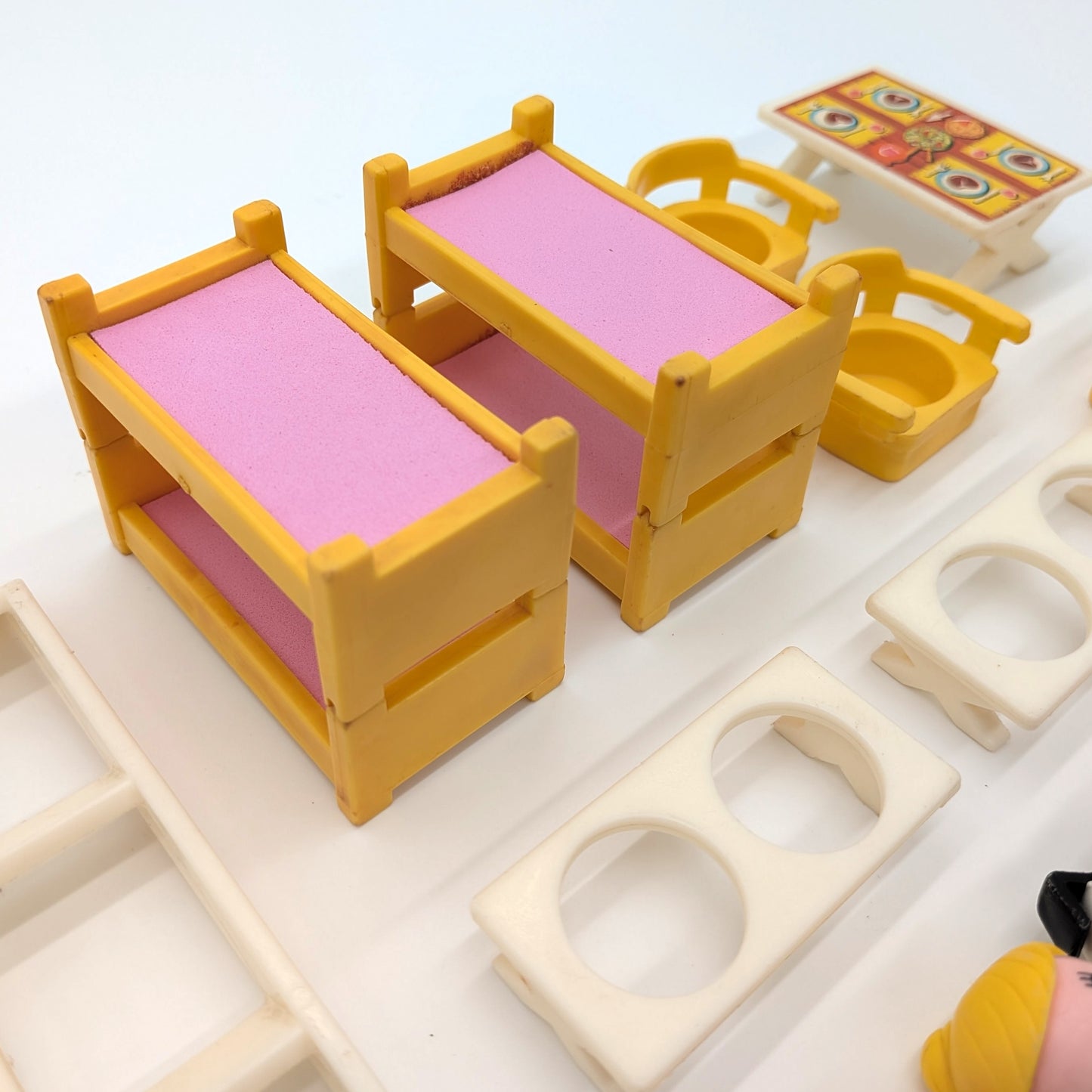 A Frame House 990 Playset - Fisher Price Little People