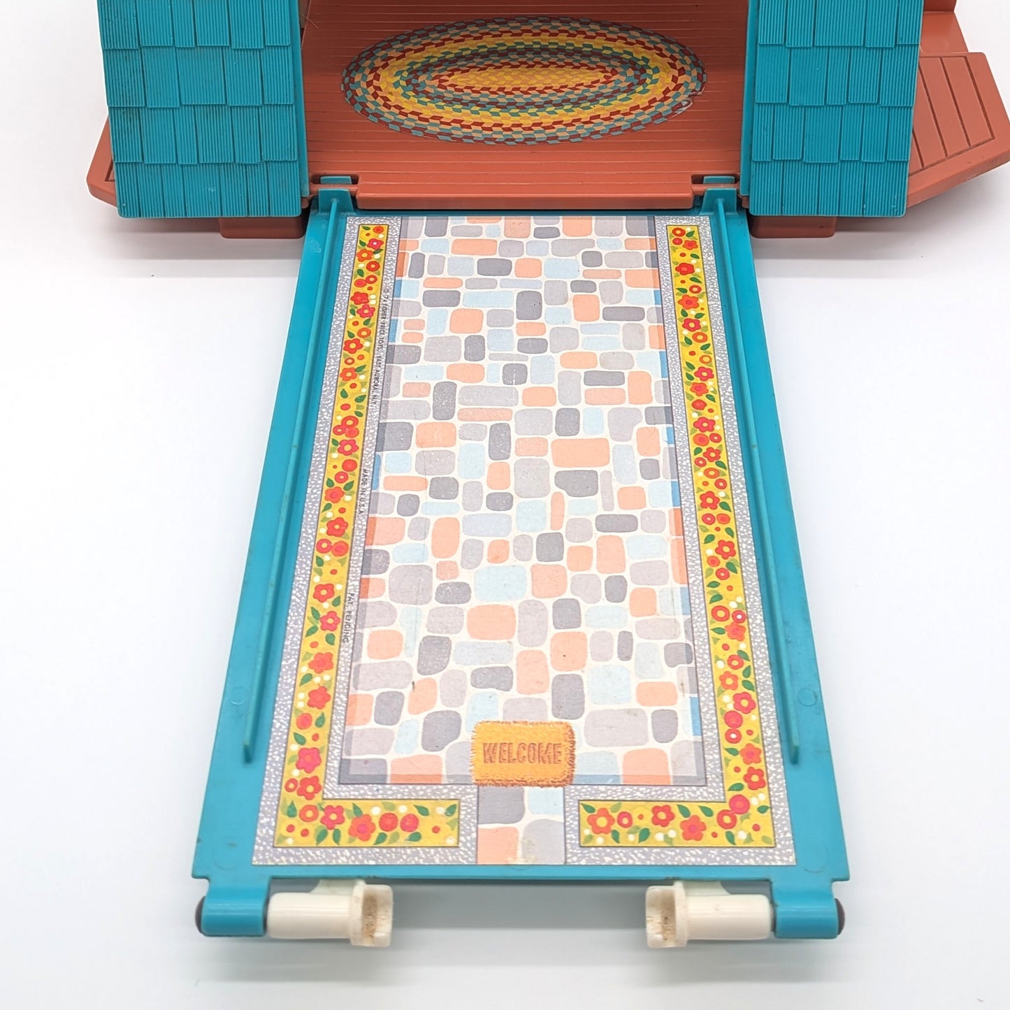 A Frame House 990 Playset - Fisher Price Little People