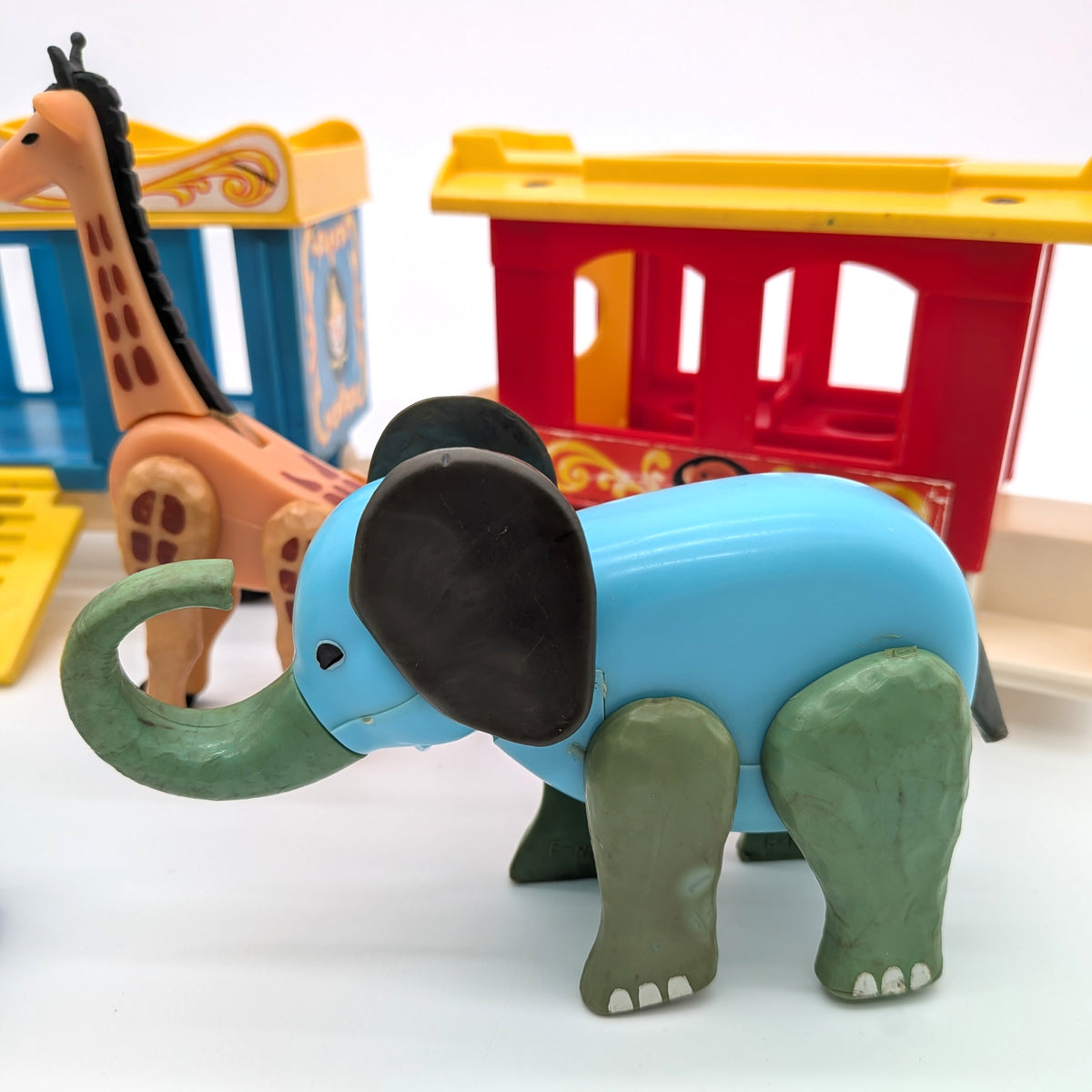Circus Train 991 Playset - Fisher Price Little People
