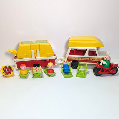 Car and Popup Camper 992 Playset - Fisher Price Little People