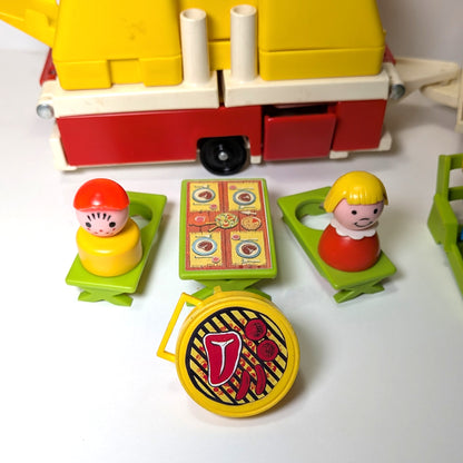 Car and Popup Camper 992 Playset - Fisher Price Little People