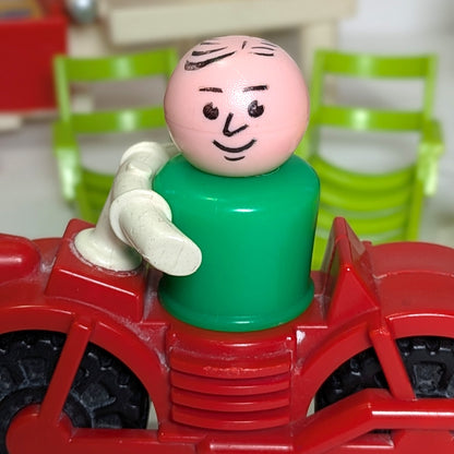 Car and Popup Camper 992 Playset - Fisher Price Little People