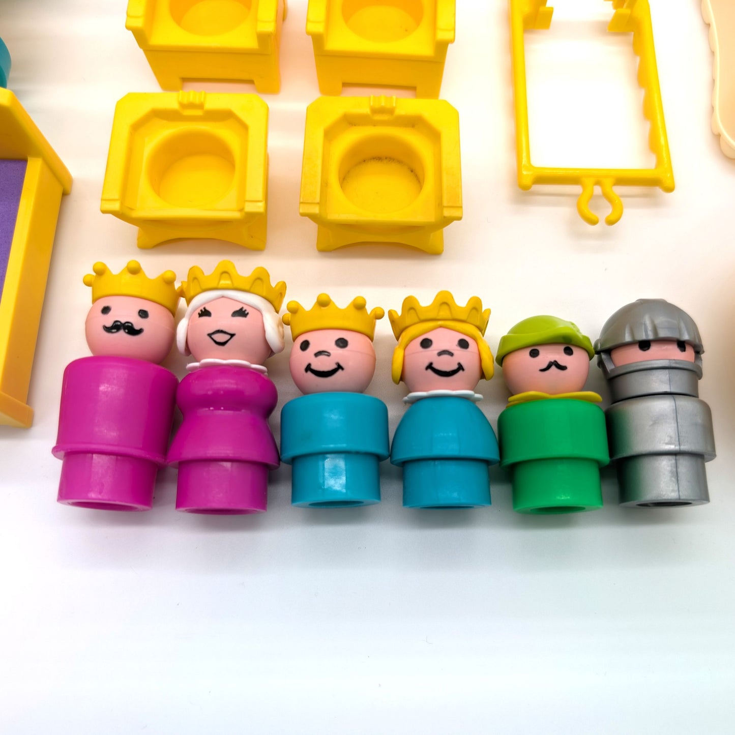 Castle 993 Classic Edition Playset - Fisher Price Little People