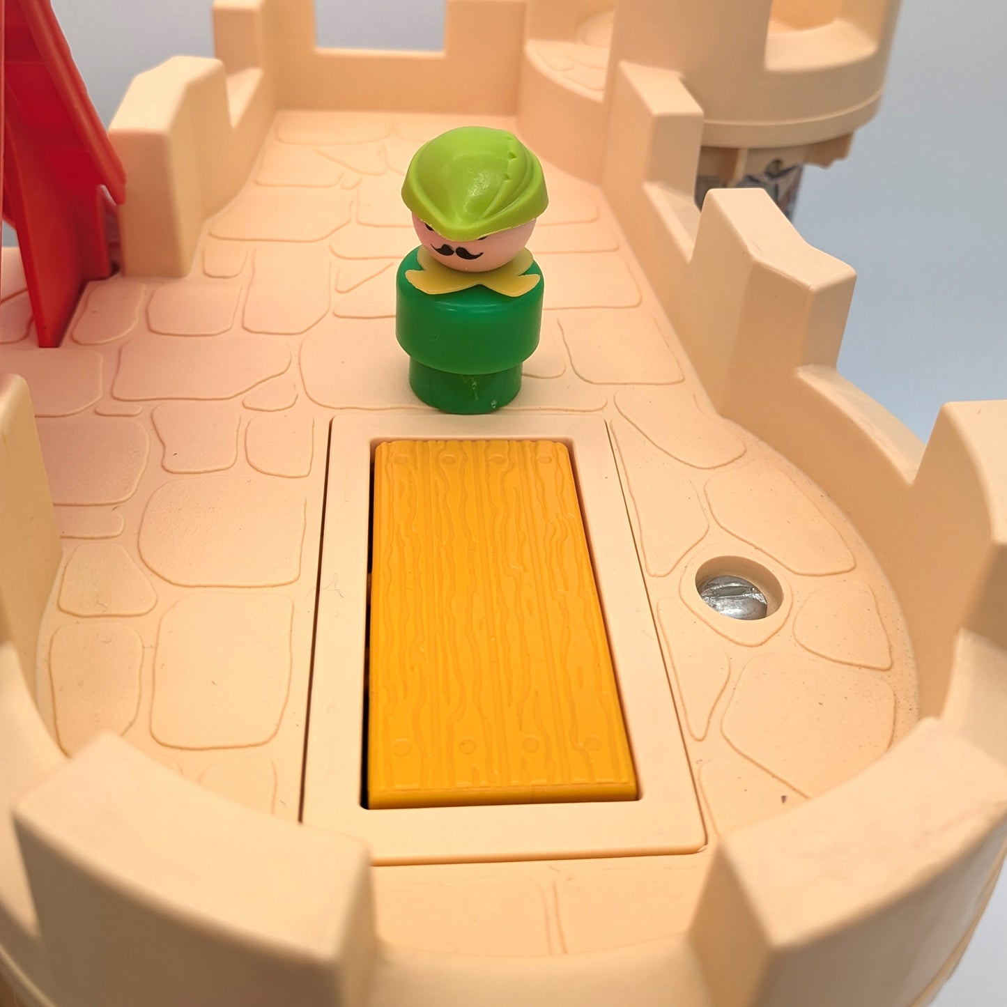Castle 993 Classic Edition Playset - Fisher Price Little People