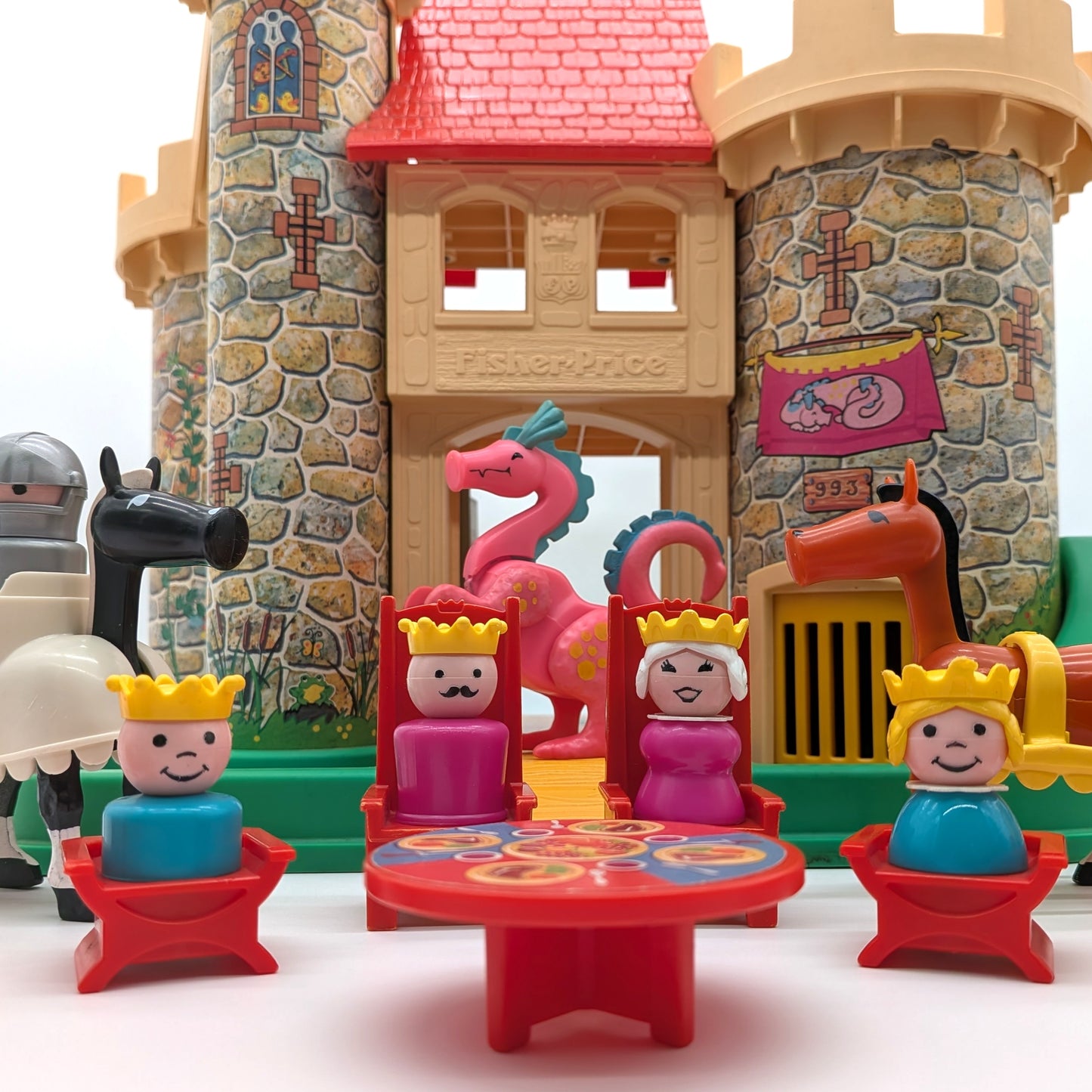 Castle 993 Classic Edition Playset - Fisher Price Little People