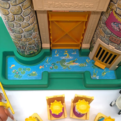 Castle 993 Classic Edition Playset - Fisher Price Little People