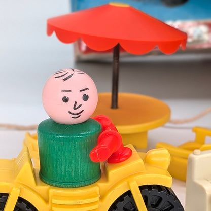 Camper 994 Playset - Fisher Price Little People