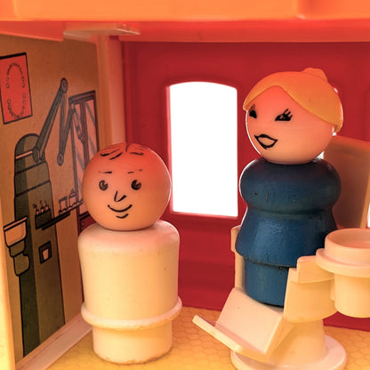 Village 997 Playset - Fisher Price Little People
