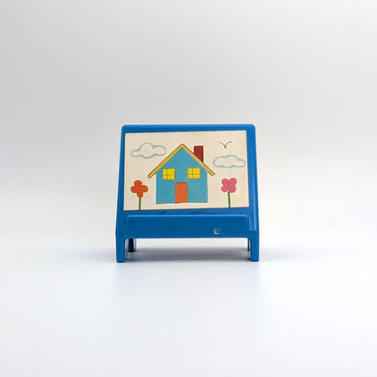 Art Easel - Fisher Price Little People