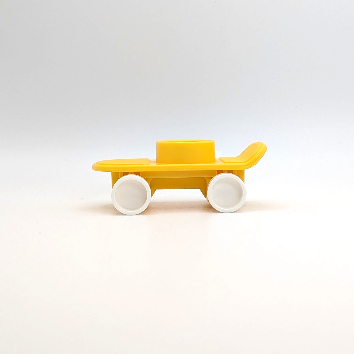 Skateboard Yellow - Fisher Price Little People