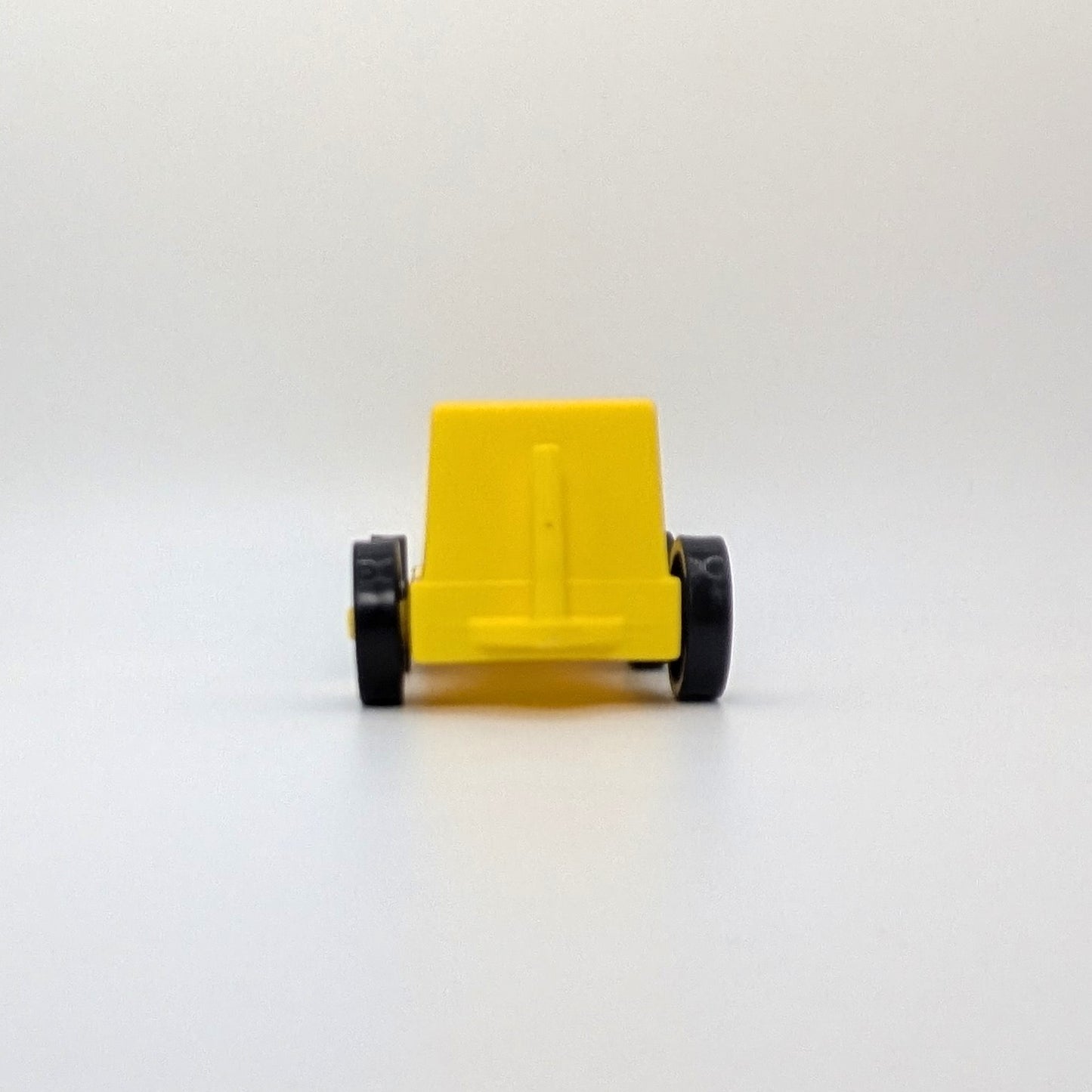 Tram Baggage Car Yellow - Fisher Price Little People