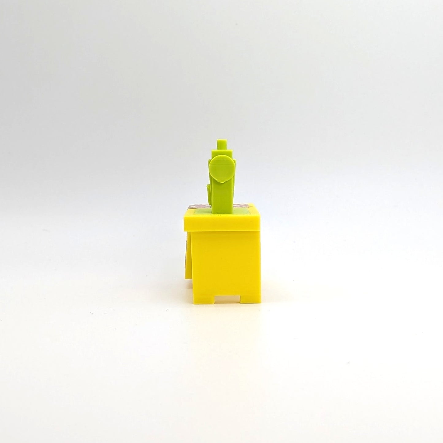 Sewing Machine 3D Printed Custom - Yellow/Green - Compatible with Little People