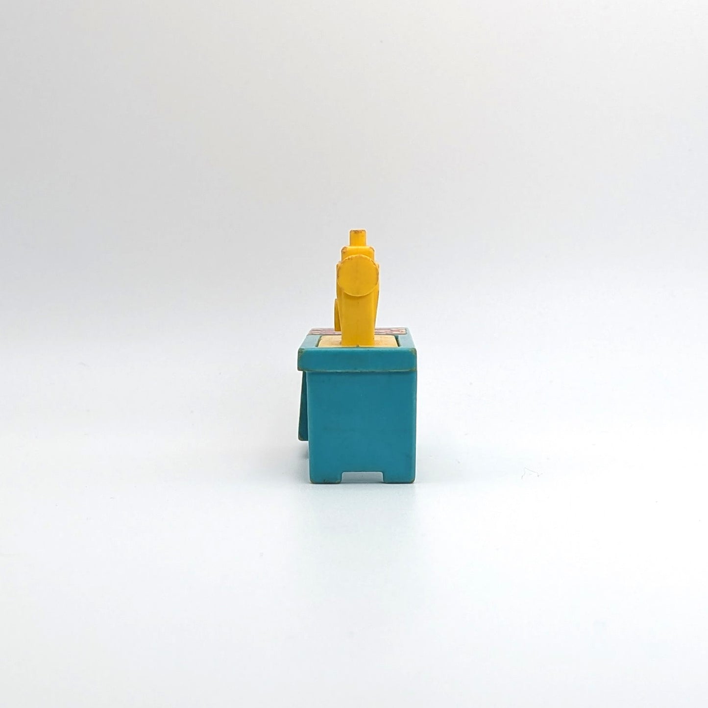 Sewing Machine - Turquoise/Yellow - Fisher Price Little People