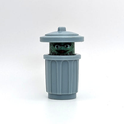 Oscar the Grouch (Lid with Handle) - Fisher Price Little People