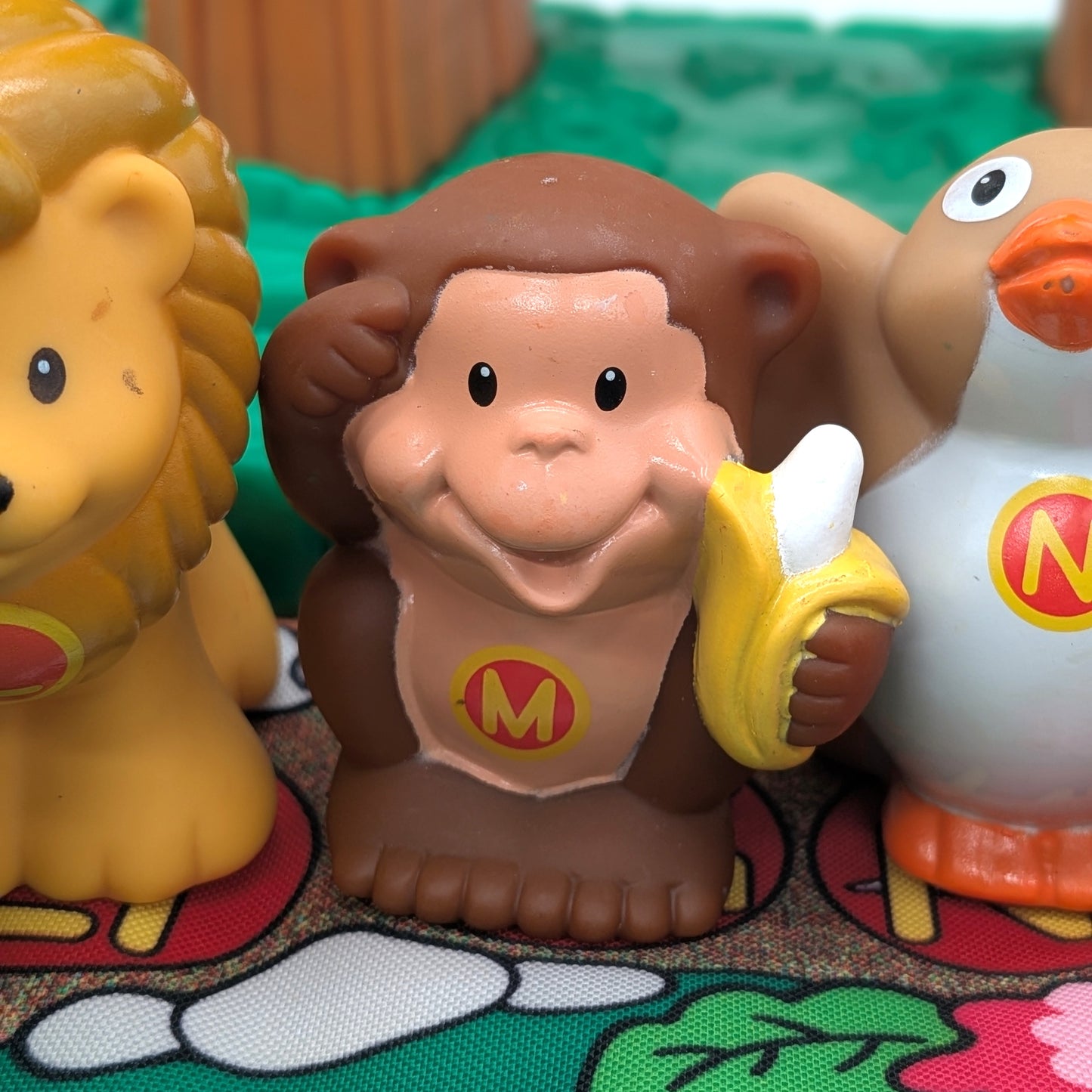 A-Z Learning Zoo J0134 Playset - Fisher Price Little People