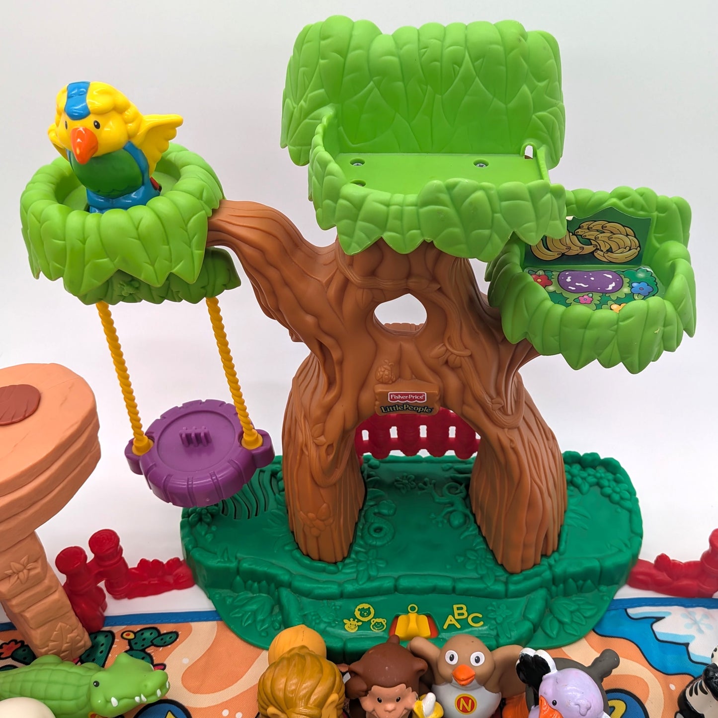 A-Z Learning Zoo J0134 Playset - Fisher Price Little People