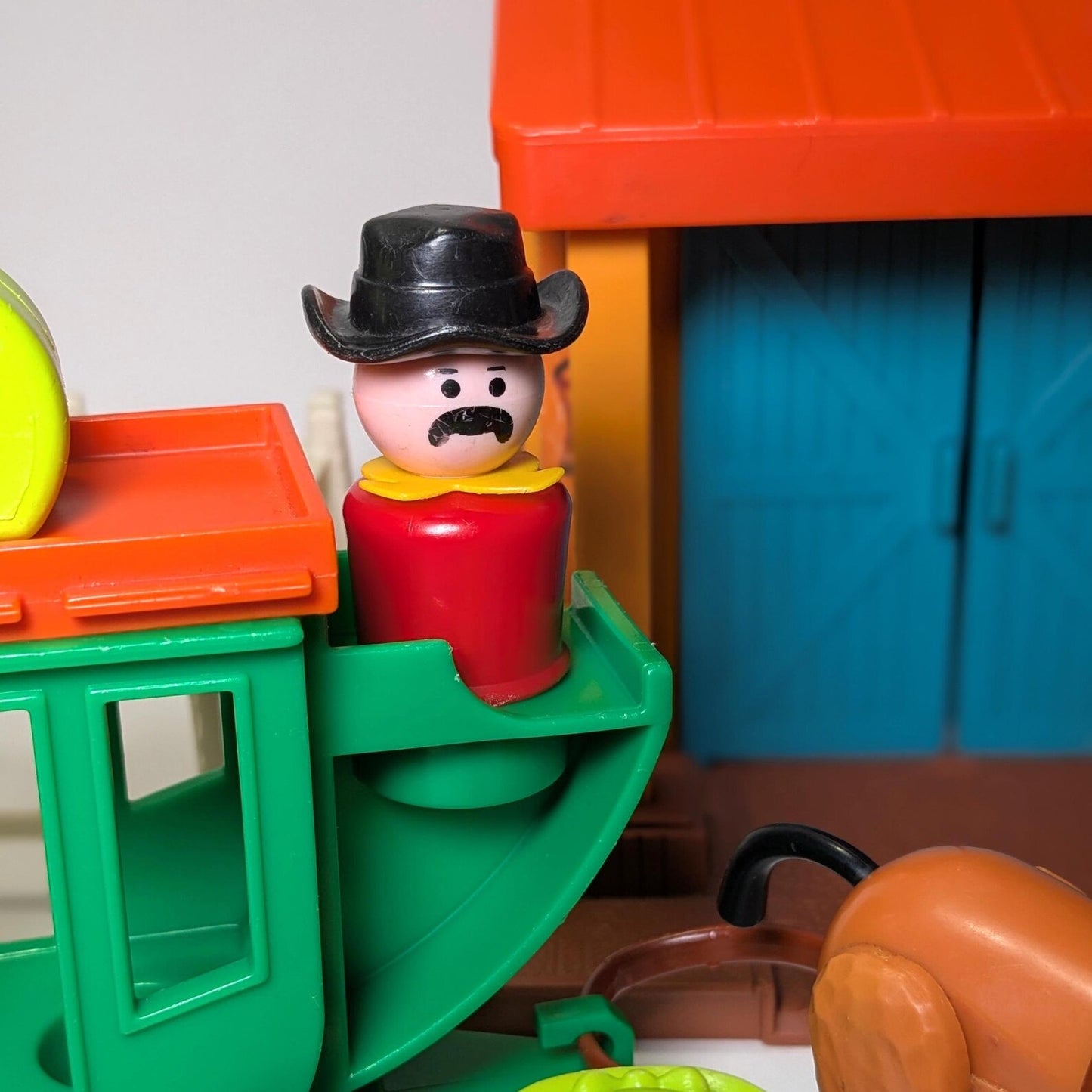 Western Town 934 Playset - Fisher Price Little People